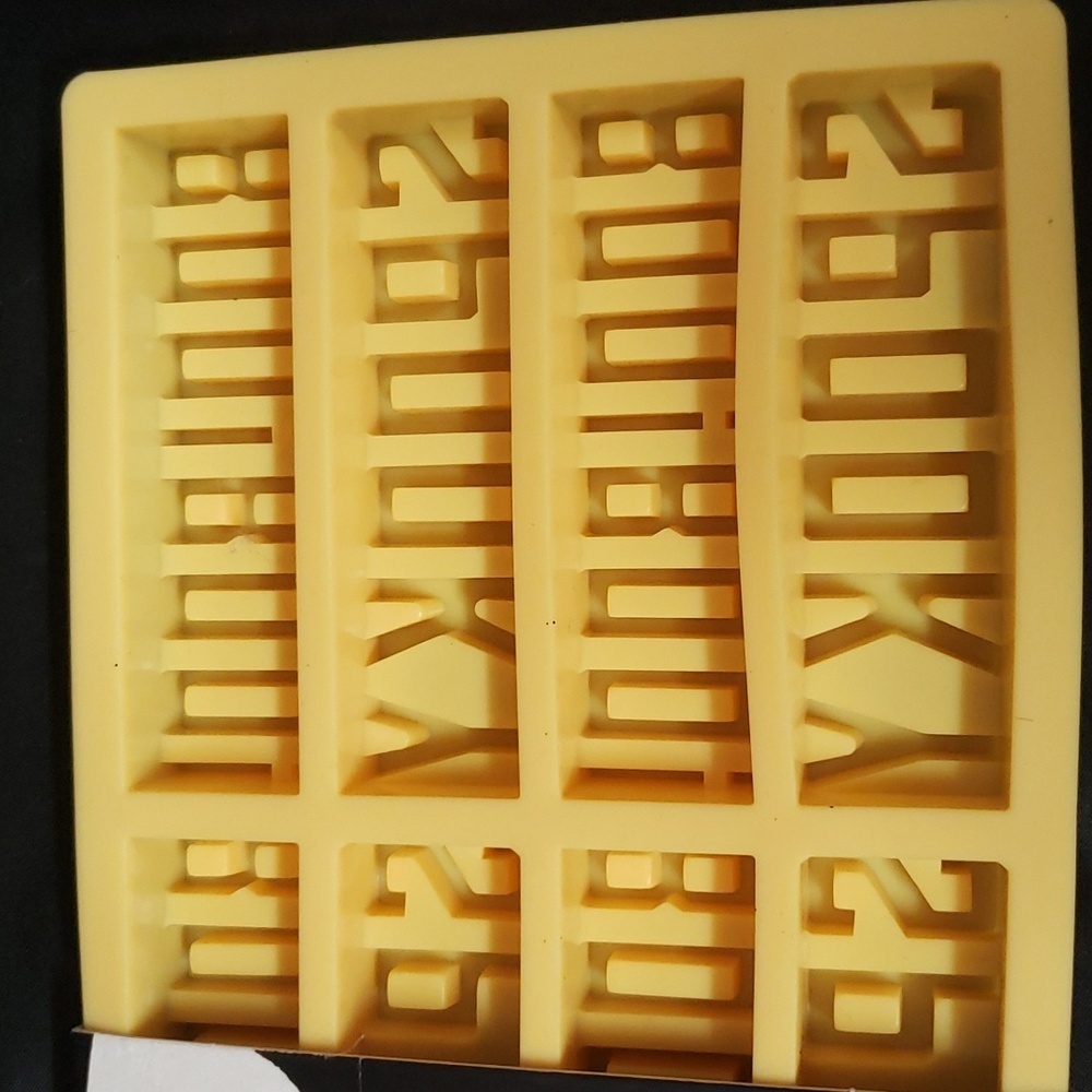 CWC Cook with Color Spooky Silicone Molds, "Spooky" and "Boo! Boo!" - Picture 5 of 5